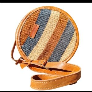 Sawa sawa EARTH TONES ROUND HANDMADE SISAL CROSSBODY BAG